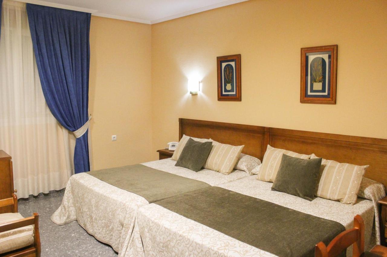 Hospedium Hotel Don Jose Касталья Екстер'єр фото